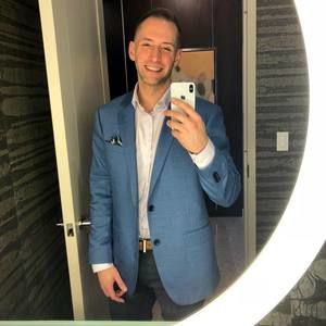 Meet your Posher, Taylor